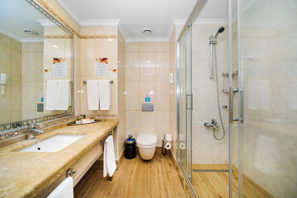 Mukarnas Spa Resort Rezervasyon