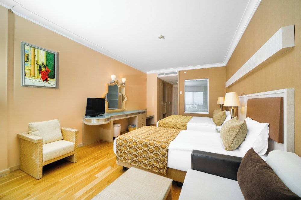 Mukarnas Spa Resort Rezervasyon