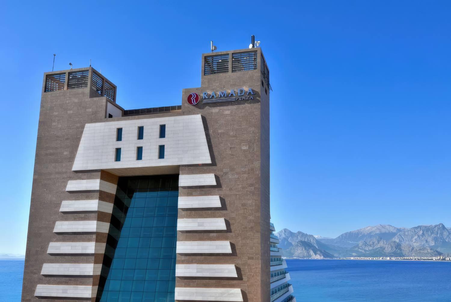 Ramada Plaza by Wyndham Antalya Rezervasyon