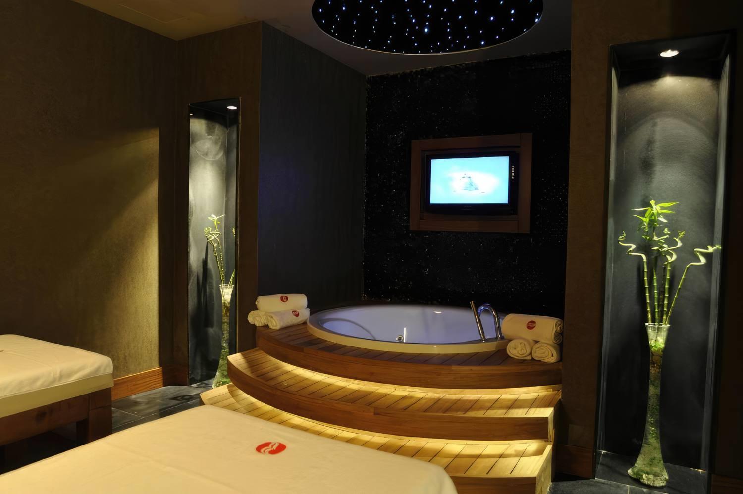 Ramada Plaza by Wyndham Antalya Rezervasyon