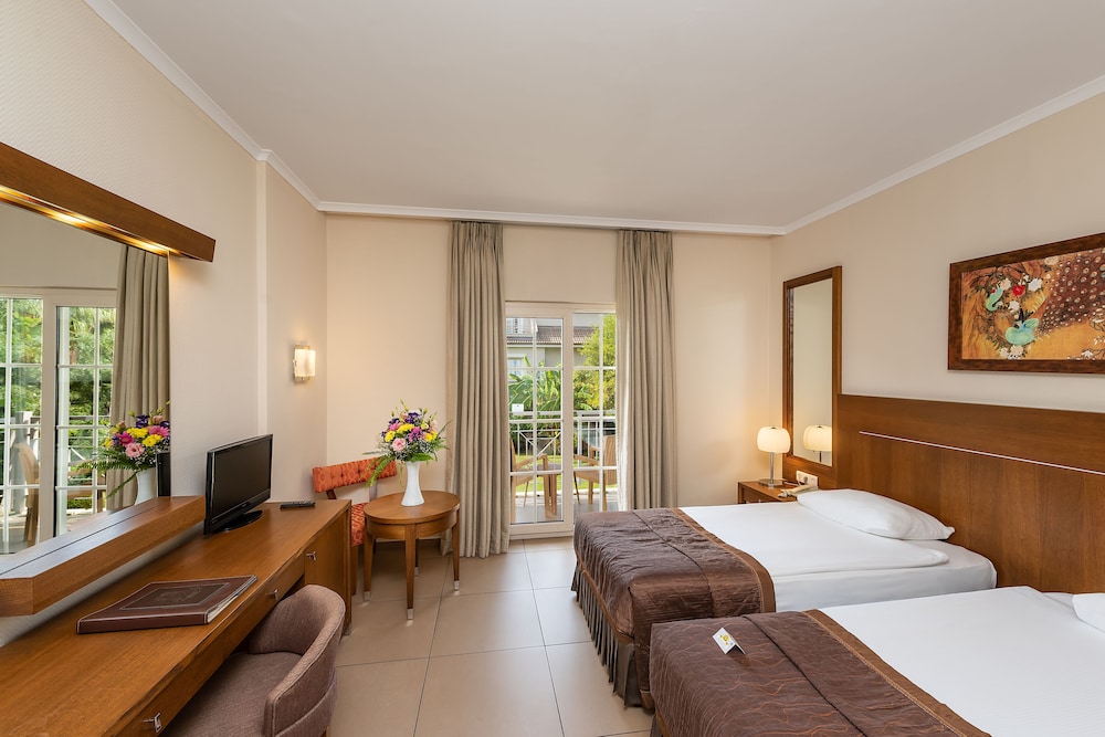 Sunis Elita Beach Resort Hotel & SPA Rezervasyon