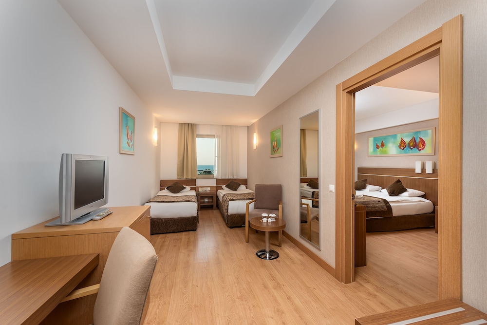 Sunis Kumköy Beach Resort Hotel & Spa Rezervasyon