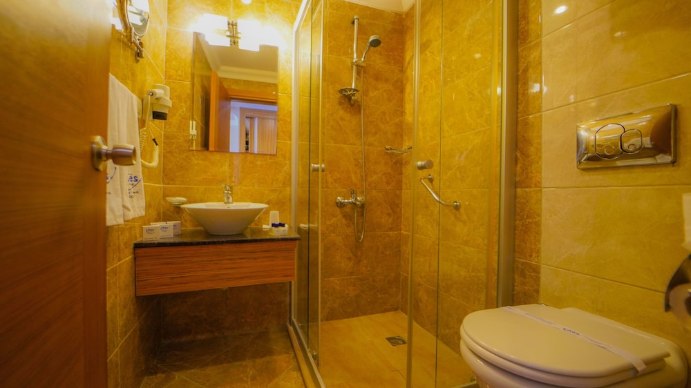 Aes Club Hotel Rezervasyon