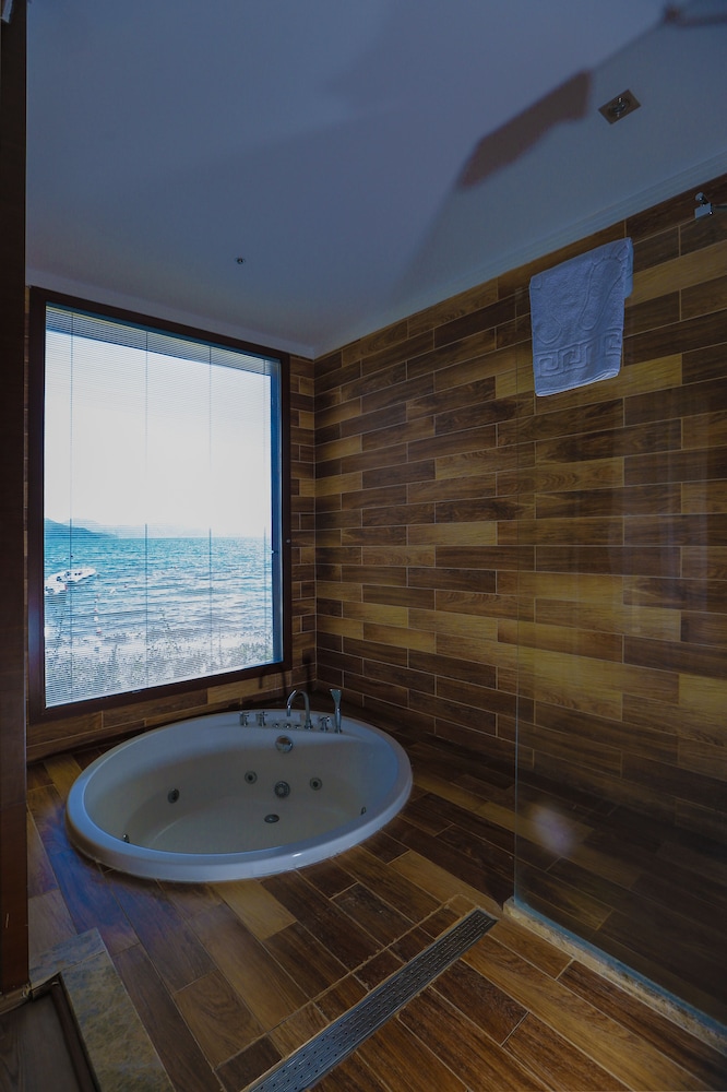 Fortezza Beach Resort Rezervasyon