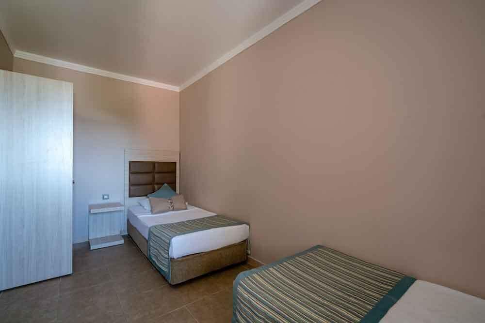 Palmeras Beach Hotel Rezervasyon