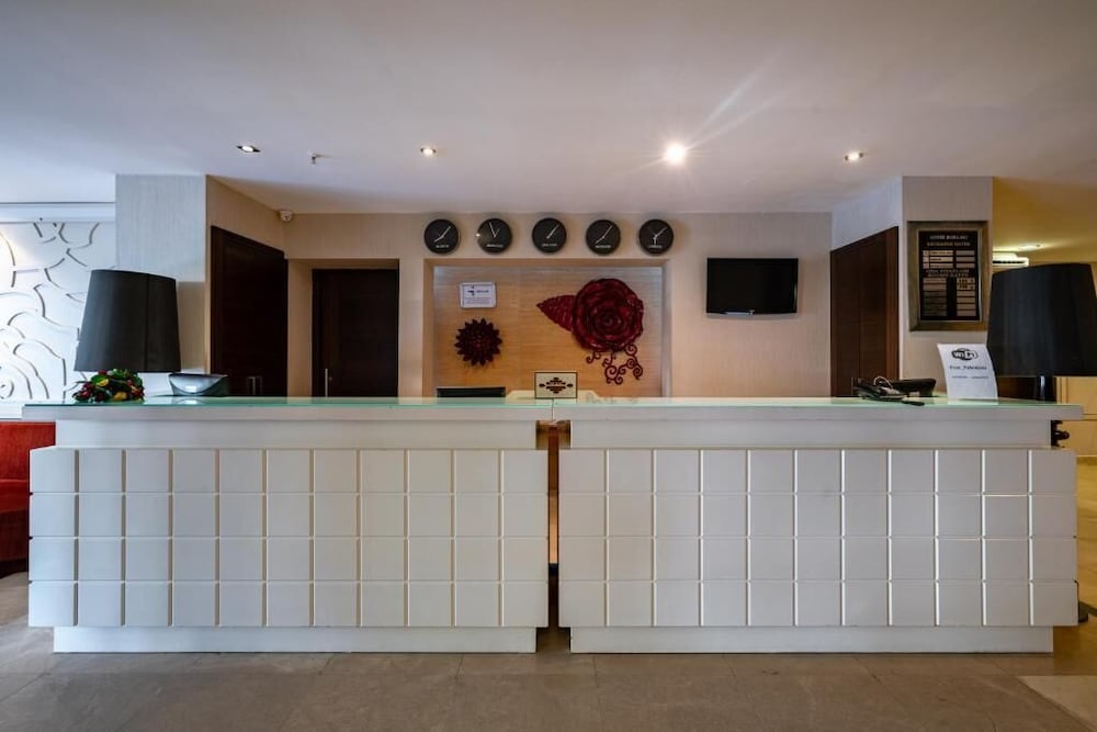 Palmeras Beach Hotel Rezervasyon