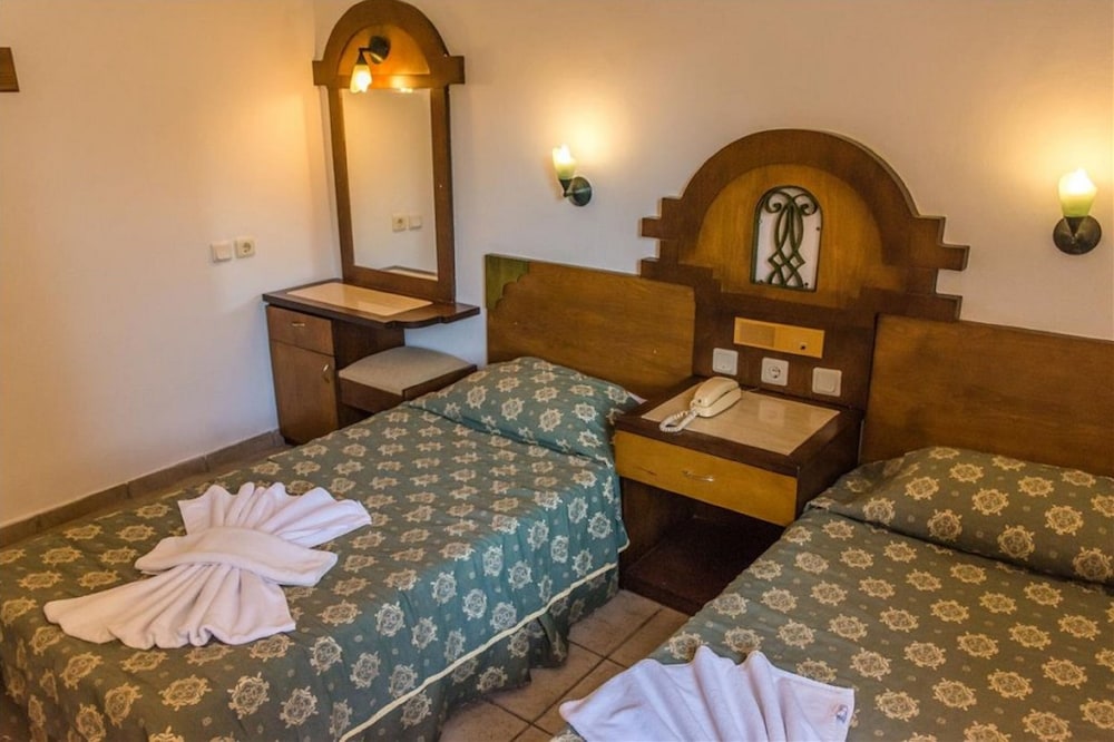 Maxwell Holiday Club Rezervasyon