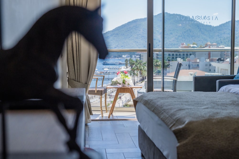 Aurasia Beach Hotel Rezervasyon