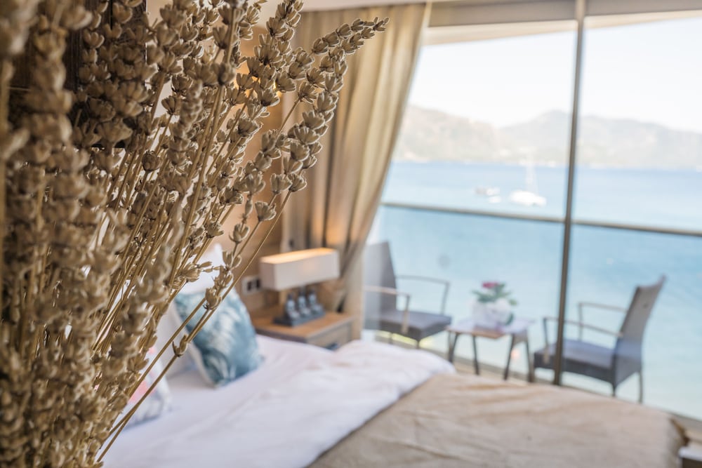 Aurasia Beach Hotel Rezervasyon