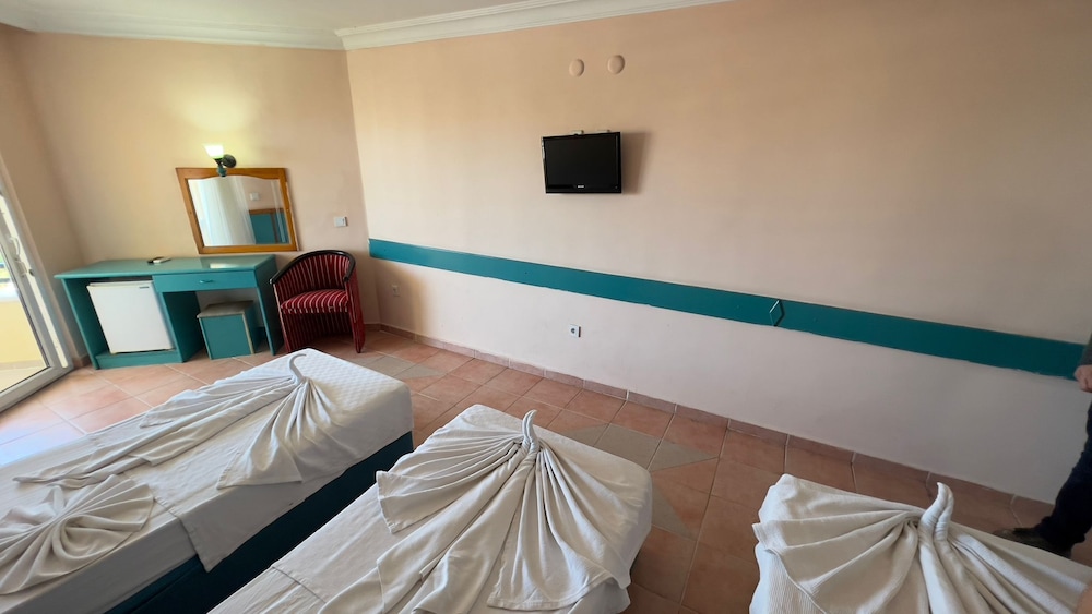 Kleopatra Sun Light Hotel Rezervasyon