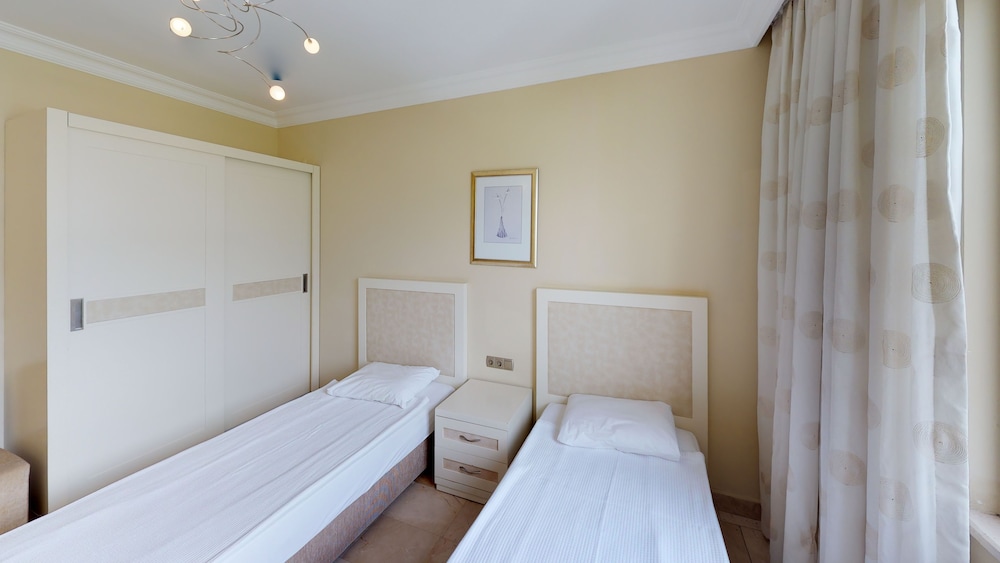 Gold City Hotel Rezervasyon