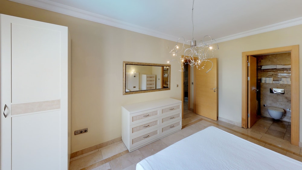 Gold City Hotel Rezervasyon