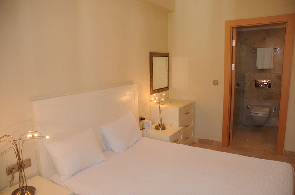 Gold City Hotel Rezervasyon