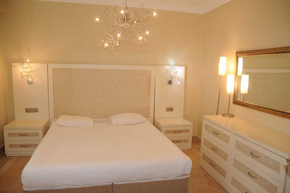 Gold City Hotel Rezervasyon