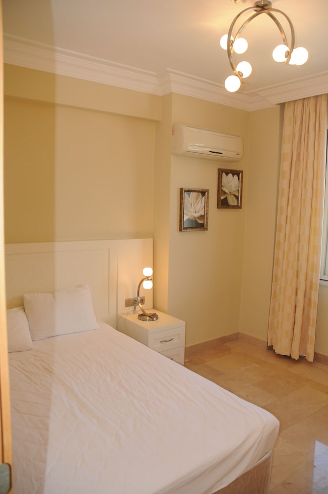 Gold City Hotel Rezervasyon