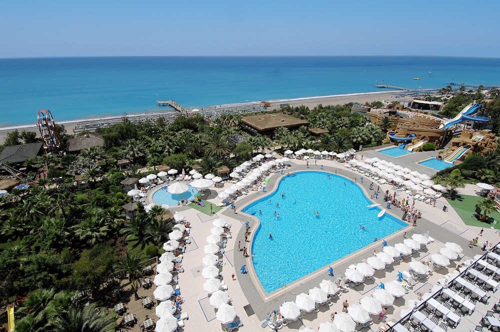 Delphin Deluxe Rezervasyon