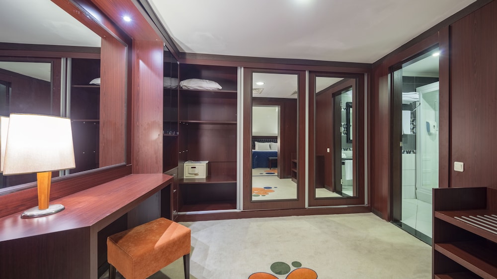 Pine Beach Belek Rezervasyon