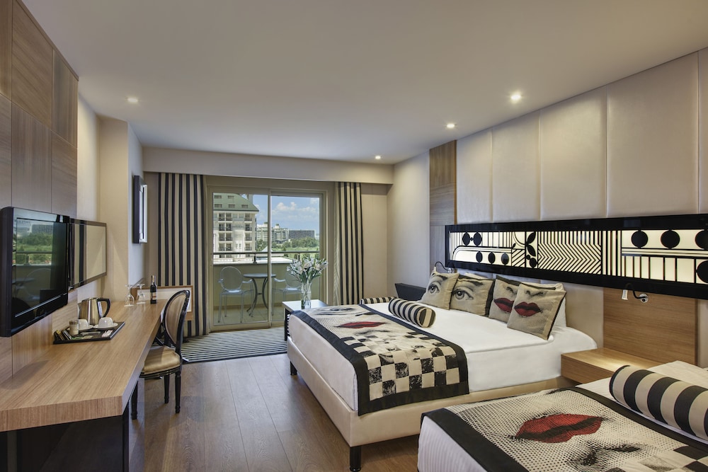 Delphin Imperial Hotel Rezervasyon