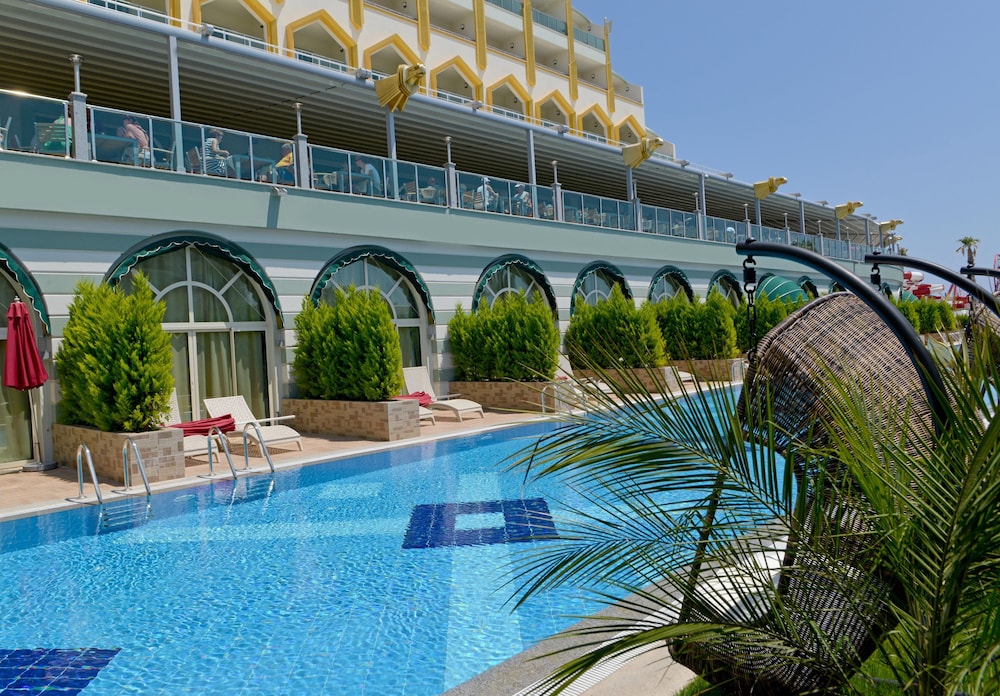 Delphin Imperial Hotel Rezervasyon