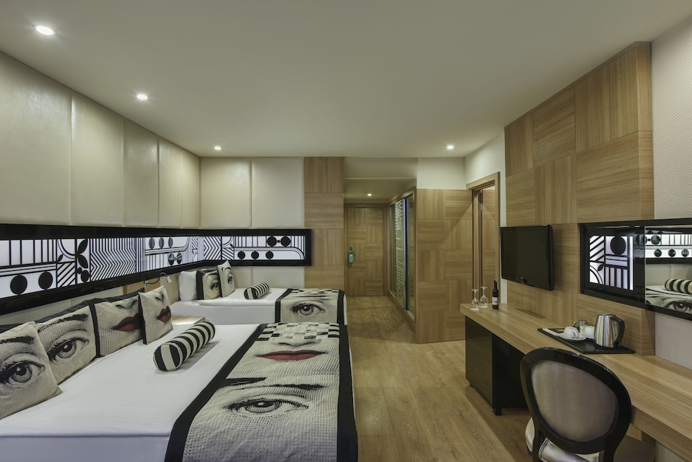 Delphin Imperial Hotel Rezervasyon