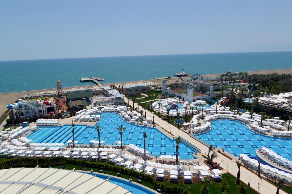 Delphin Imperial Hotel Rezervasyon