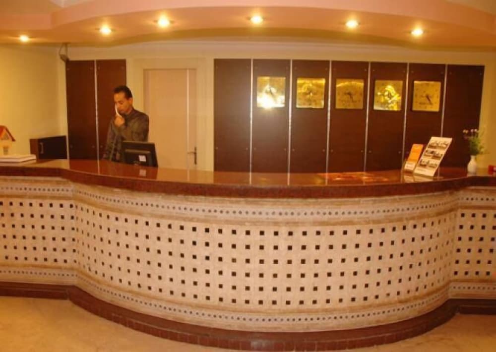 Hotel Hera Beach Rezervasyon