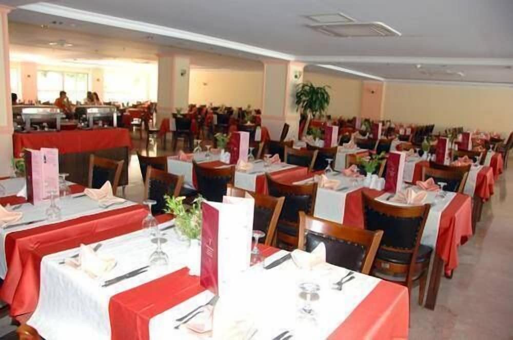 Hotel Hera Beach Rezervasyon