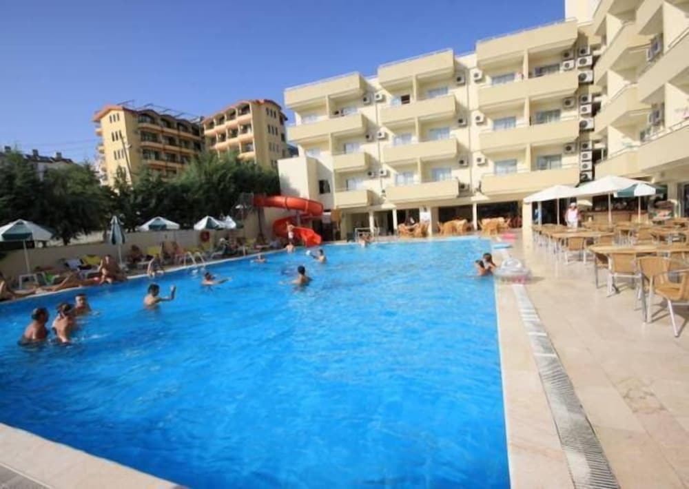 Hotel Hera Beach Rezervasyon