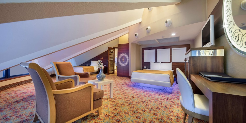 Granada Luxury Okurcalar Rezervasyon