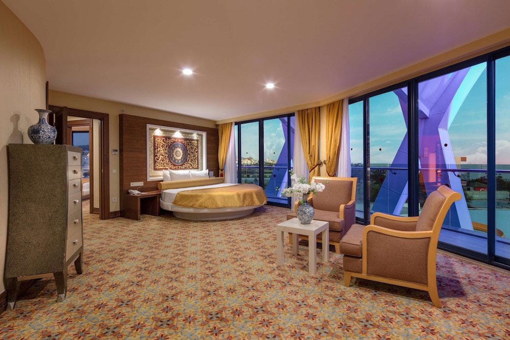 Granada Luxury Okurcalar Rezervasyon