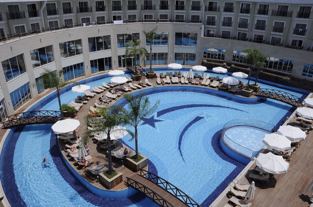 Meder Resort Rezervasyon