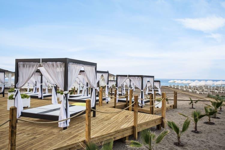 Lara Barut Collection Rezervasyon