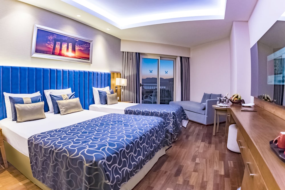 Liberty Lara Rezervasyon