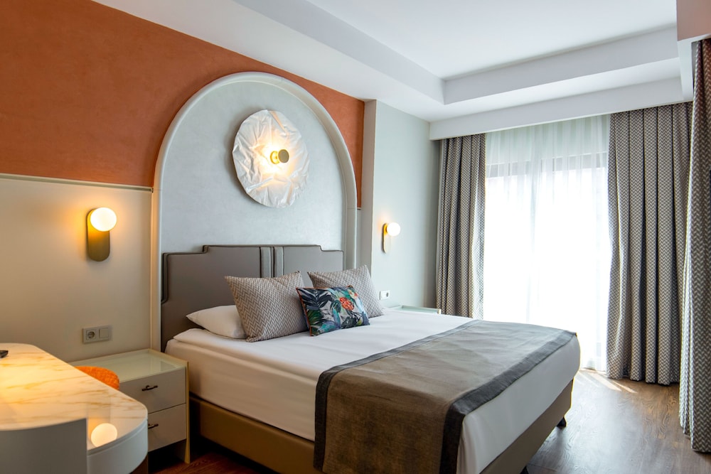 Fame Residence Lara & Spa Rezervasyon