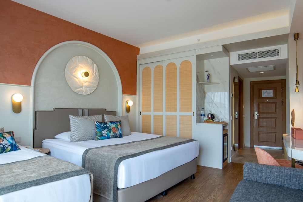 Fame Residence Lara & Spa Rezervasyon