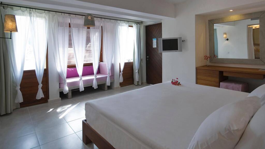 Hillside Beach Club Rezervasyon