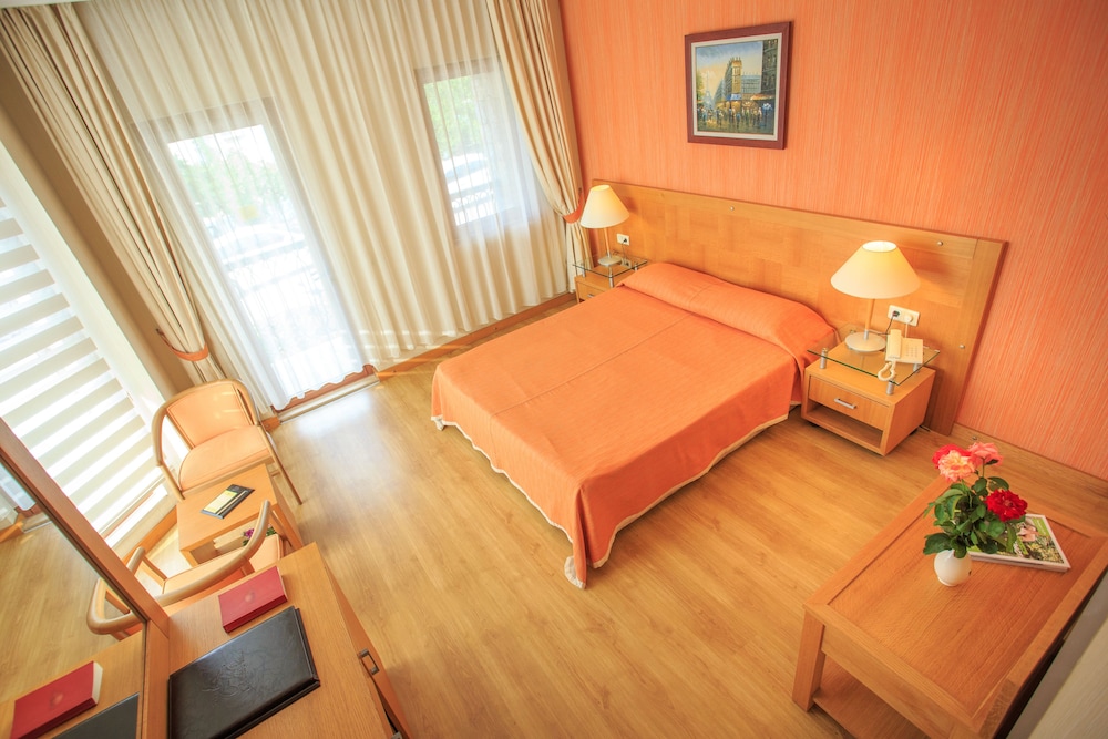 Orka Club Hotel & Villas Rezervasyon