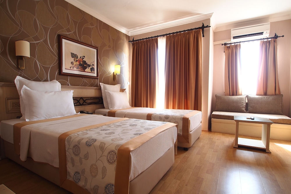 Romance Hotel Marmaris Rezervasyon