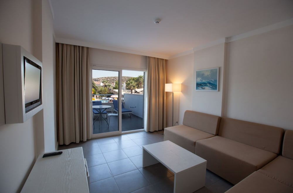 Batihan Beach Resort & Spa Rezervasyon