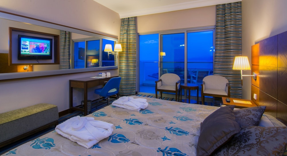 Pine Bay Holiday Resort Rezervasyon