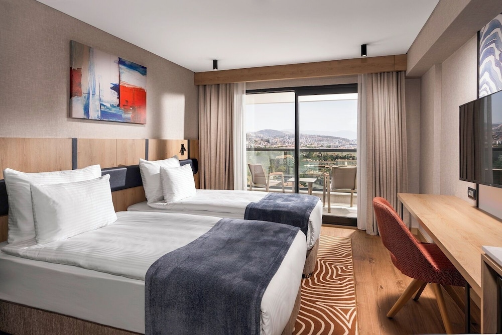 Elite World Kusadasi Hotel Rezervasyon