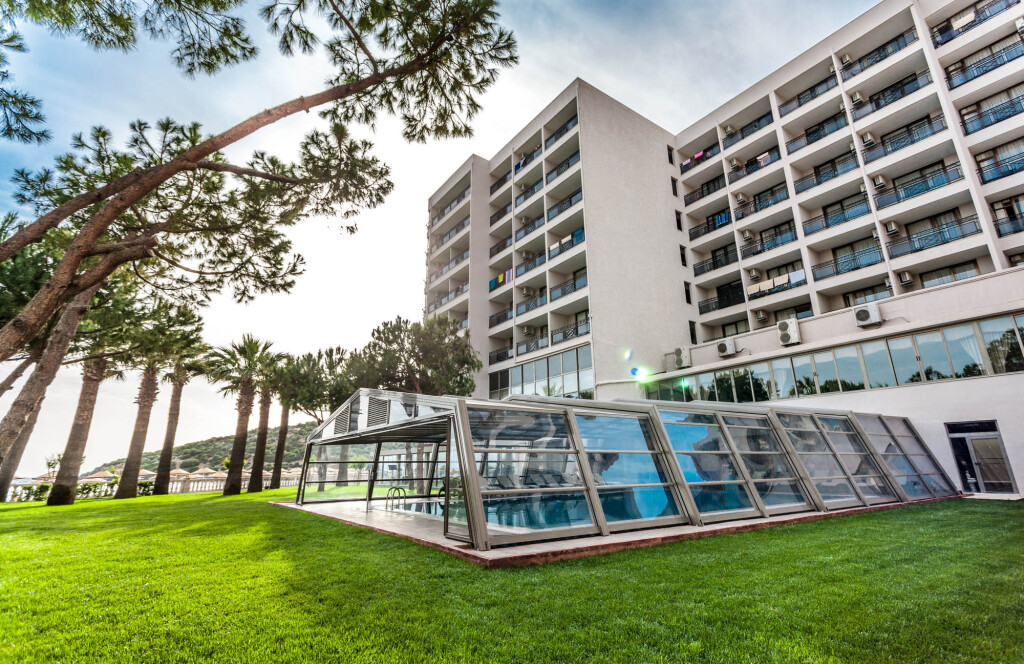 Tusan Beach Resort Rezervasyon