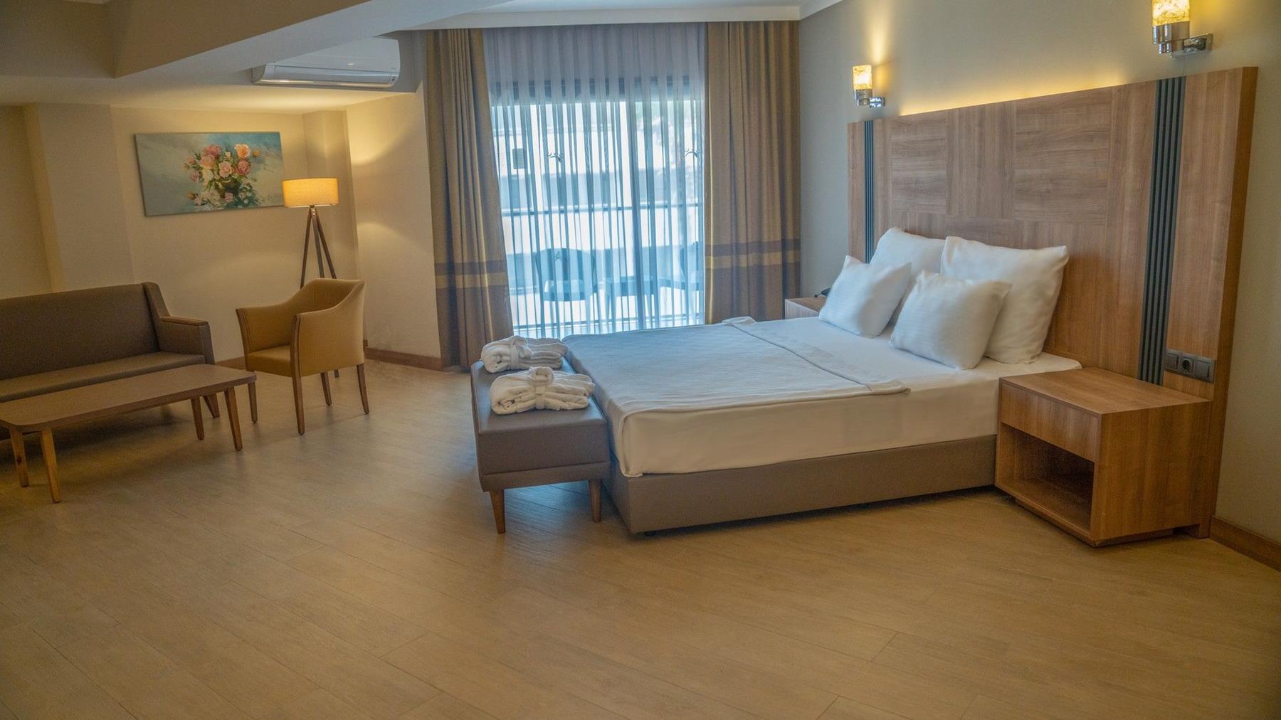 Ada Julian Hotel Marmaris Rezervasyon