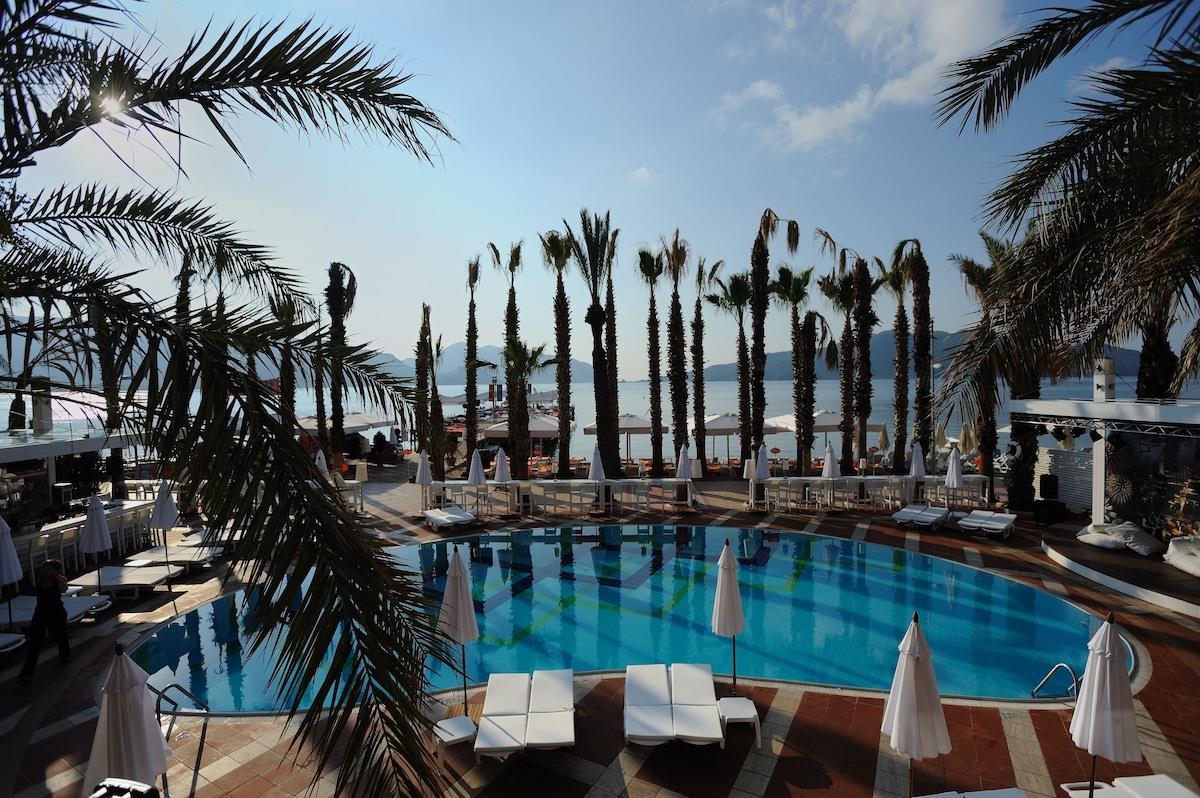 Elegance Hotels International Marmaris Rezervasyon