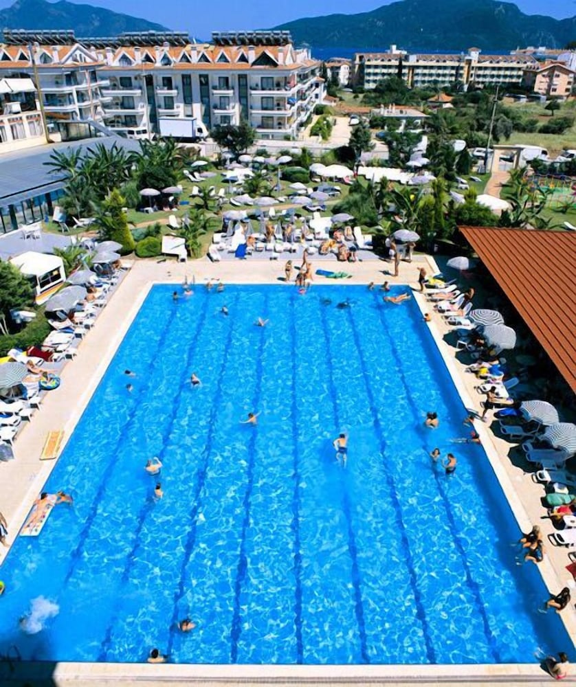 Pineta Club Hotel Rezervasyon