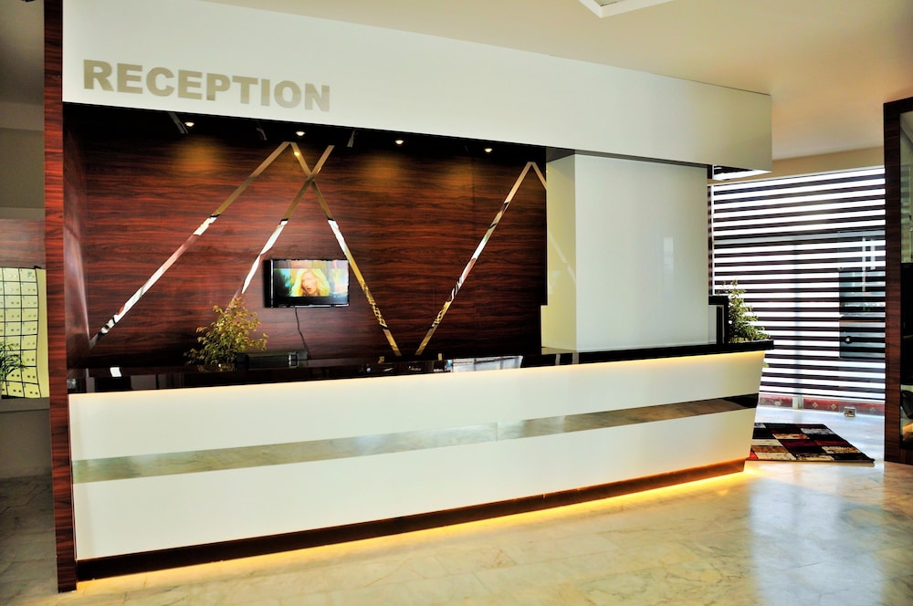 Seren Sari Rezervasyon