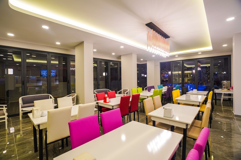 Seren Sari Rezervasyon