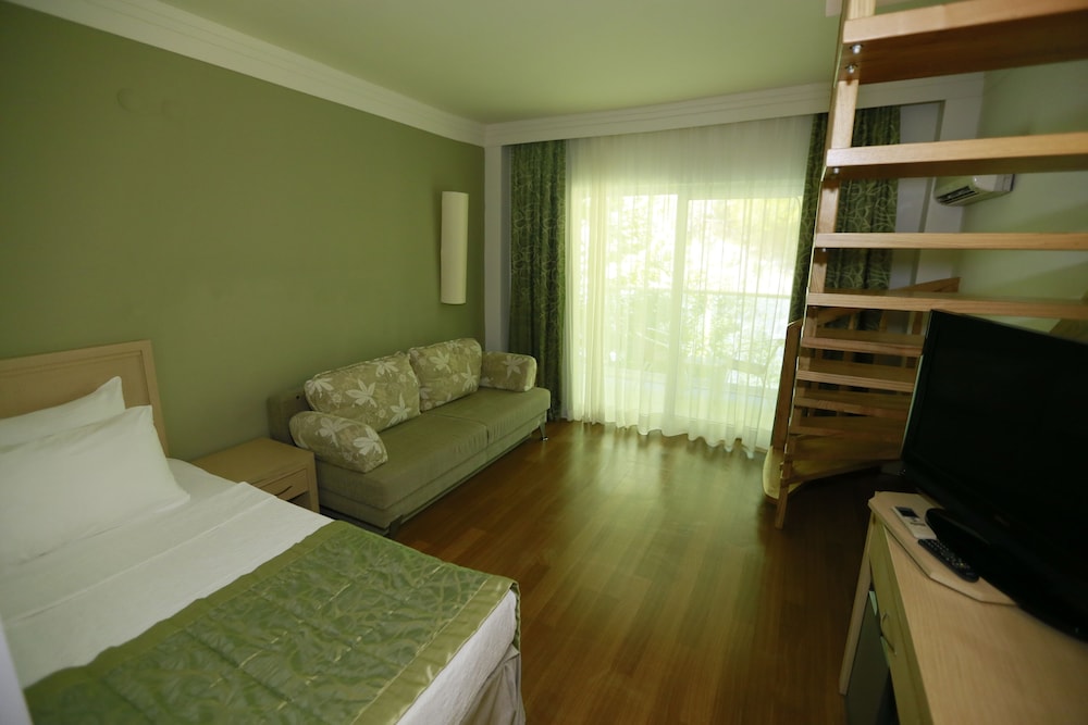 Turunç Resort Rezervasyon