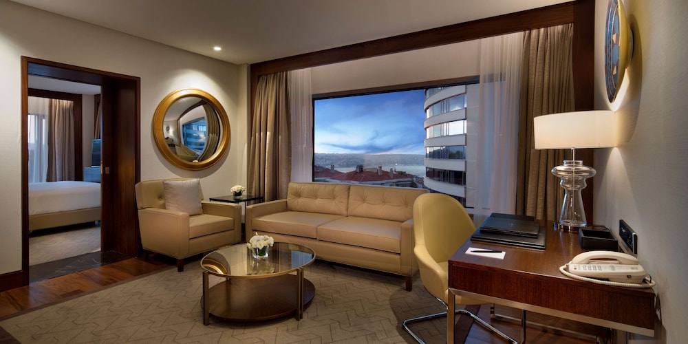 Conrad Istanbul Bosphorus Rezervasyon