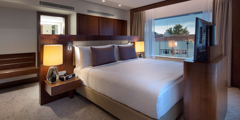 Conrad Istanbul Bosphorus Rezervasyon